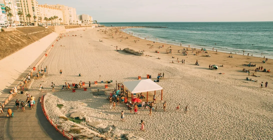 Crowded beach in Cádiz, Spain.