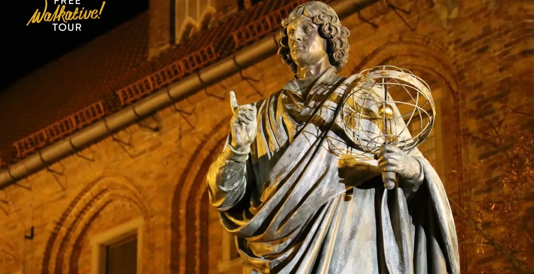 Night view of Copernicus statue in Germany.