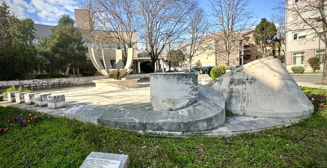 Stone monument in a Mostar park.