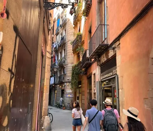 Alternative Barcelona: Rebels, Art and Hidden History