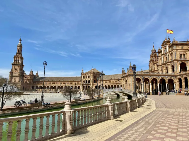 Explore the magnificent Plaza de España in Seville, Spain.