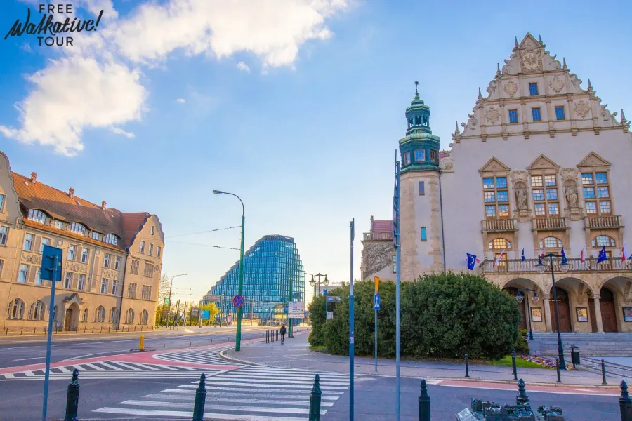Free Walkative Tour in Wrocław, Poland, showcasing historical and modern architecture.